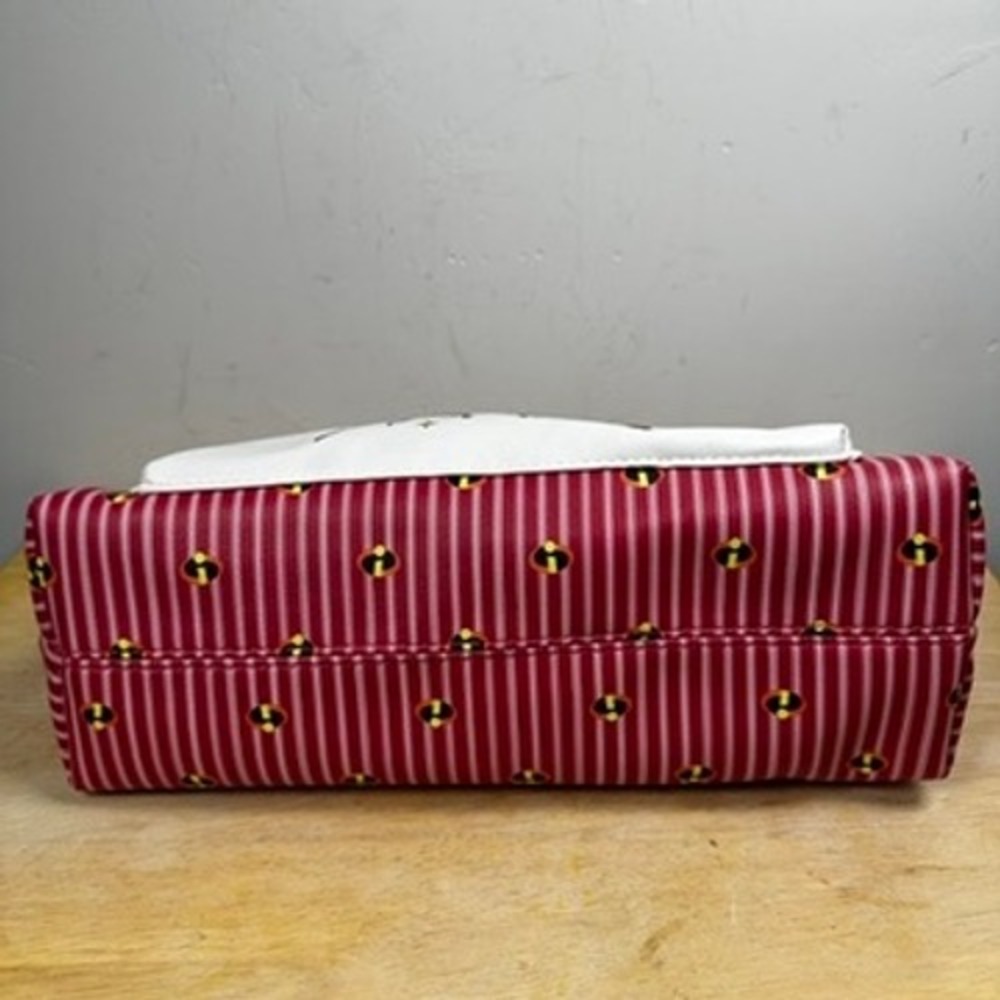 Primark Disney Pixar The Incredibles Cosmetic Makeup Toiletry Bag Pouch Travel - Picture 3 of 8